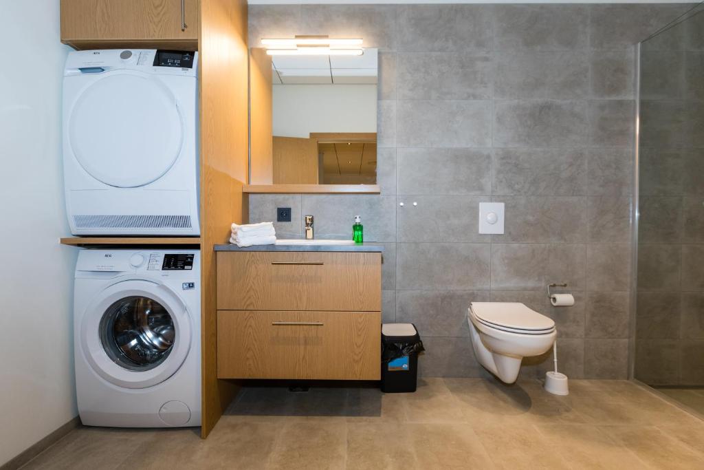 Hrimland Apartments photo 1