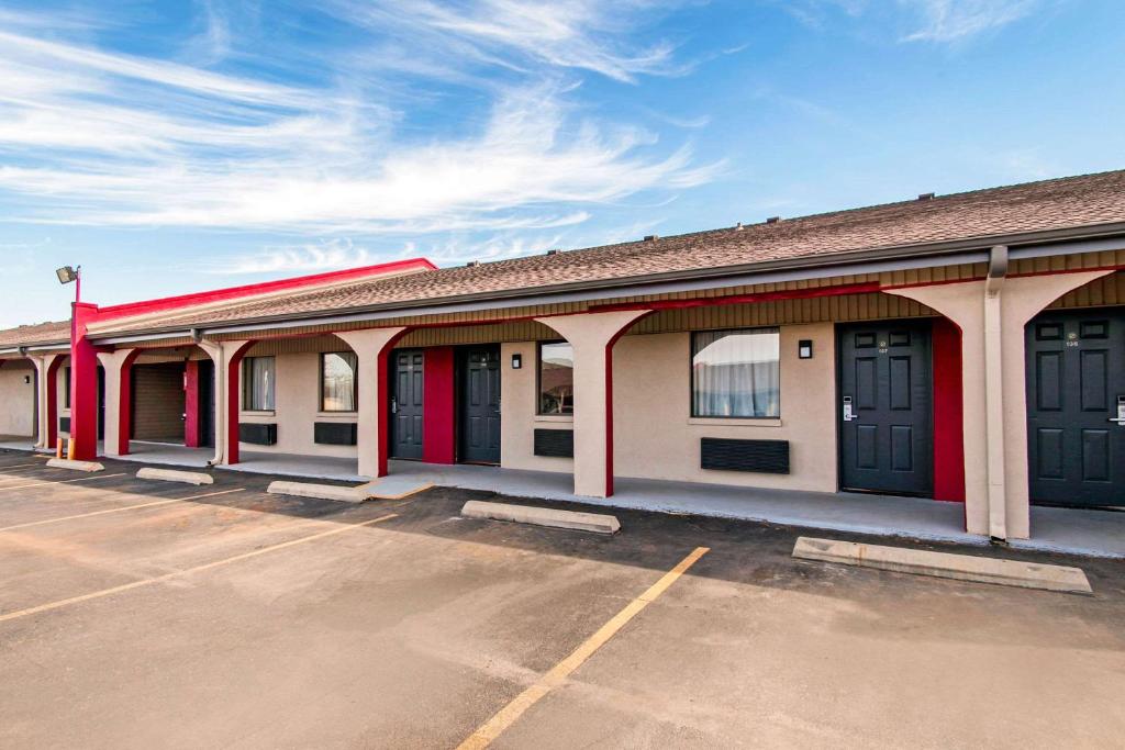 Rodeway Inn - Pauls Valley photo 4