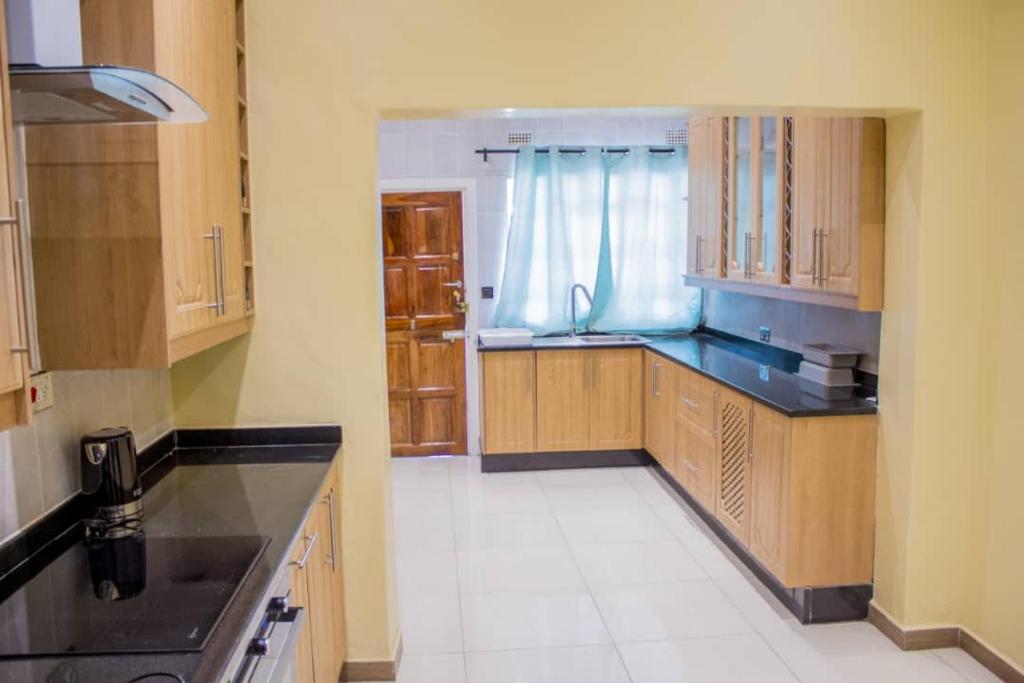 Lynm Residence photo 4
