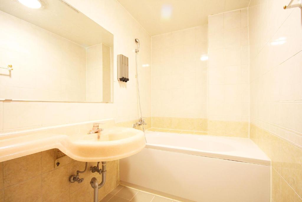 Business Hotel Busan Station photo 2