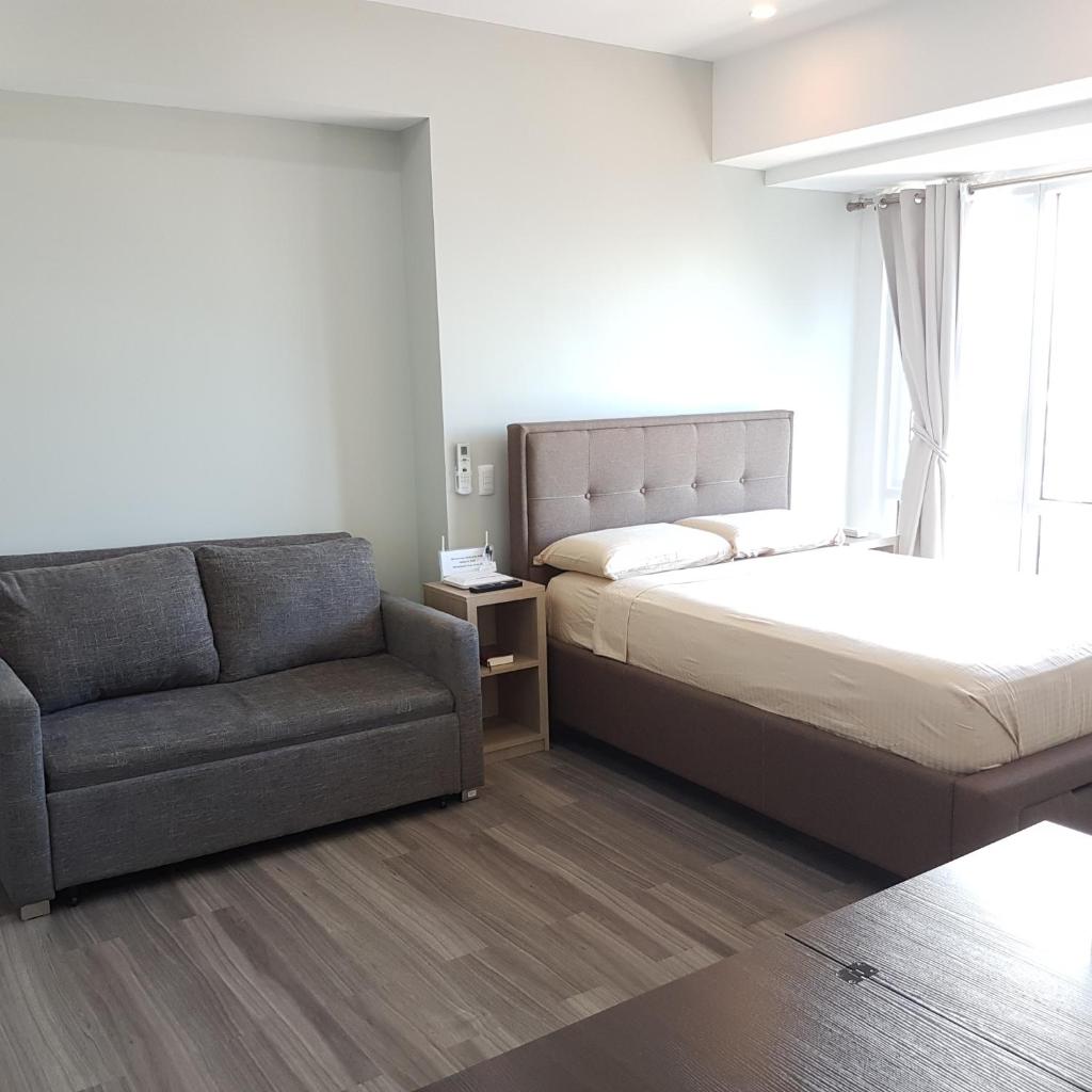 Prime Sea View Condo in Davao photo 3