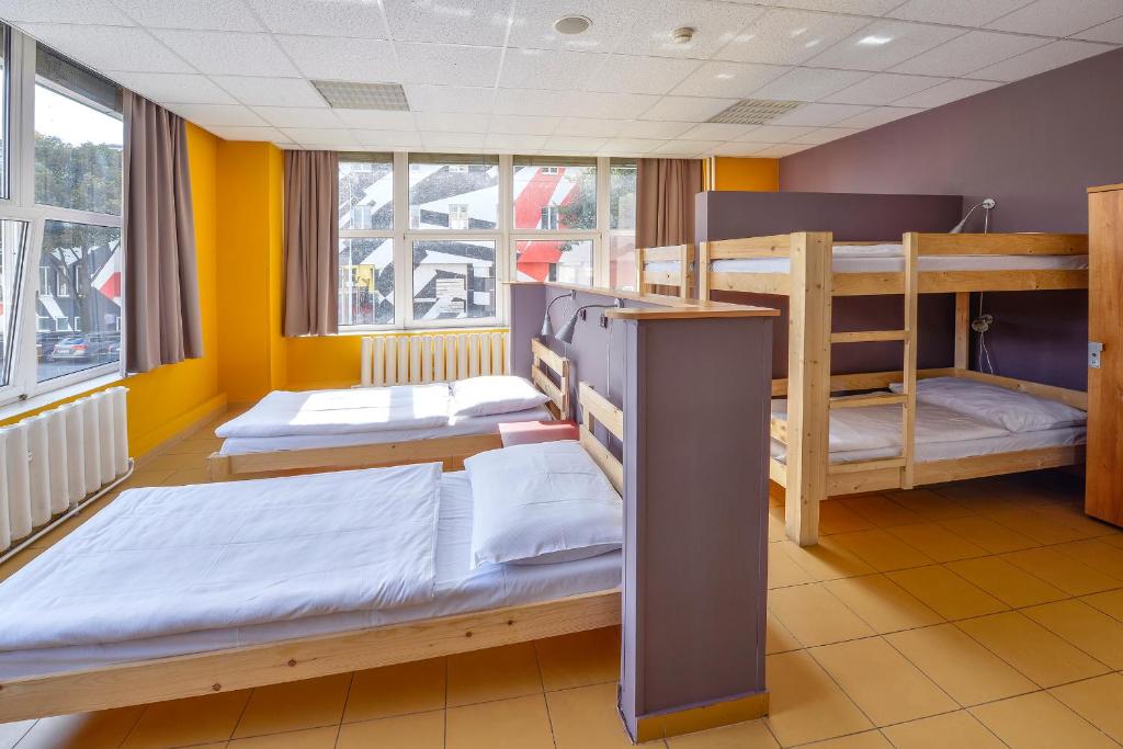 Номер (Спальное место на двухъярусной кровати в общем номере для женщин), Хостел Plus Prague