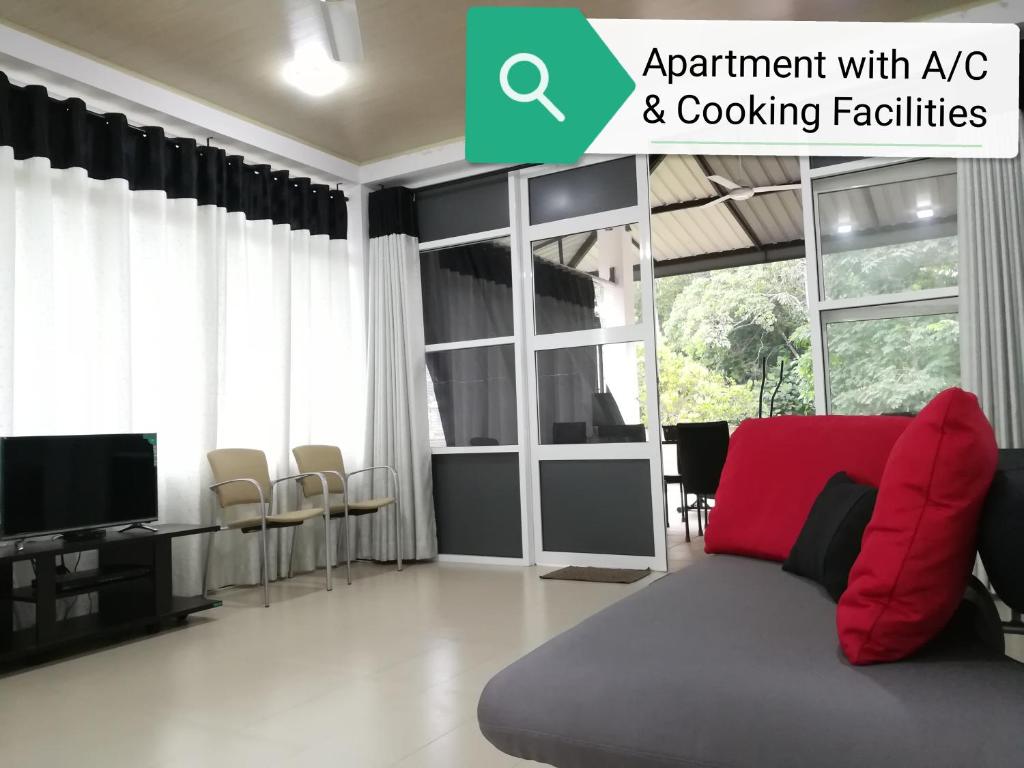 Thilini Hotel Apartment photo 1