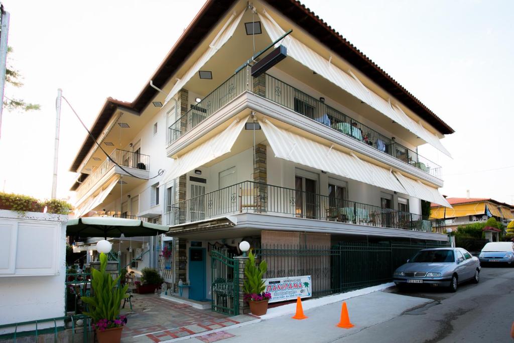 Panorama Apartments photo 2
