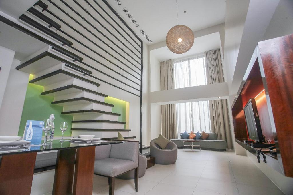 Сьюит (Лофт «Пикассо»), The Picasso Boutique Serviced Residences Managed by HII