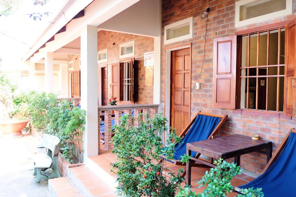 The Palm Tree Guesthouse