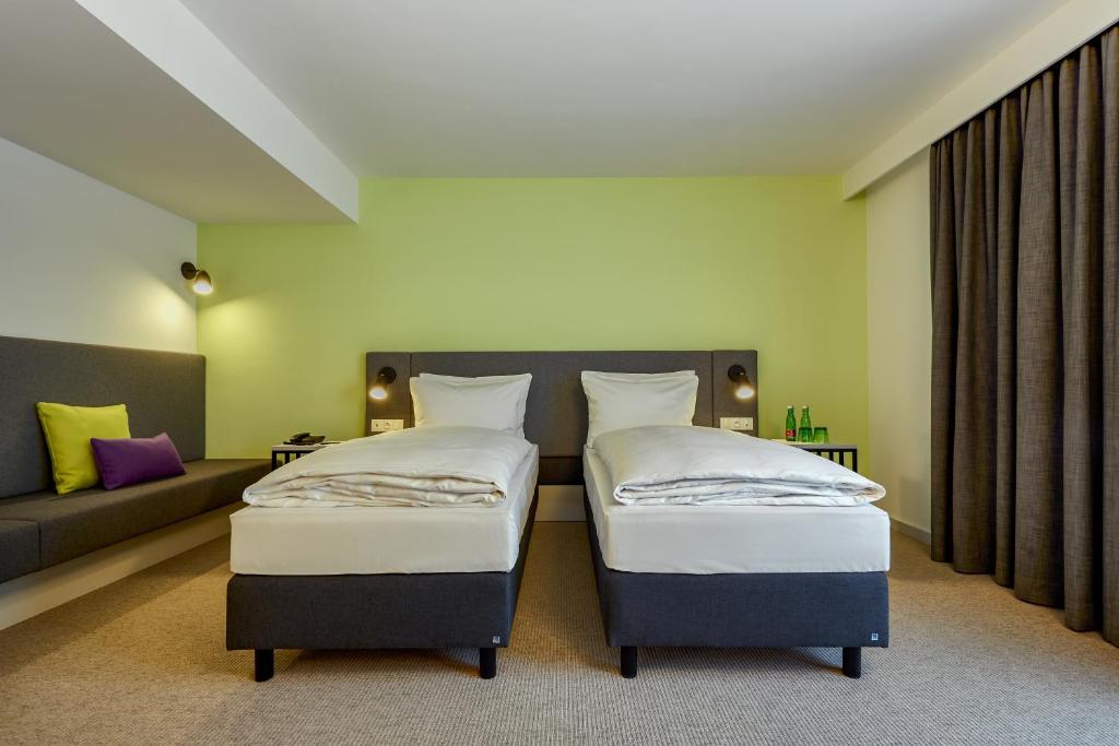 Двухместный (Двухместный номер Делюкс с 1 кроватью), H+ Hotel Wien