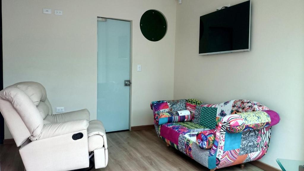 Vincent Suites Hotel photo 2