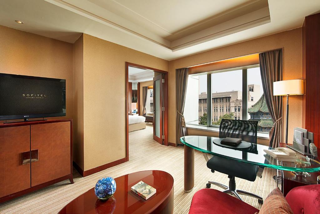 Sofitel Xian on Renmin Square - Tap to explore photos