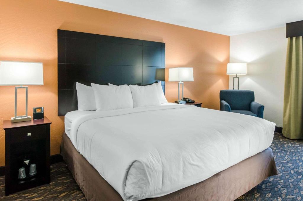 Comfort Inn & Suites Ashland image