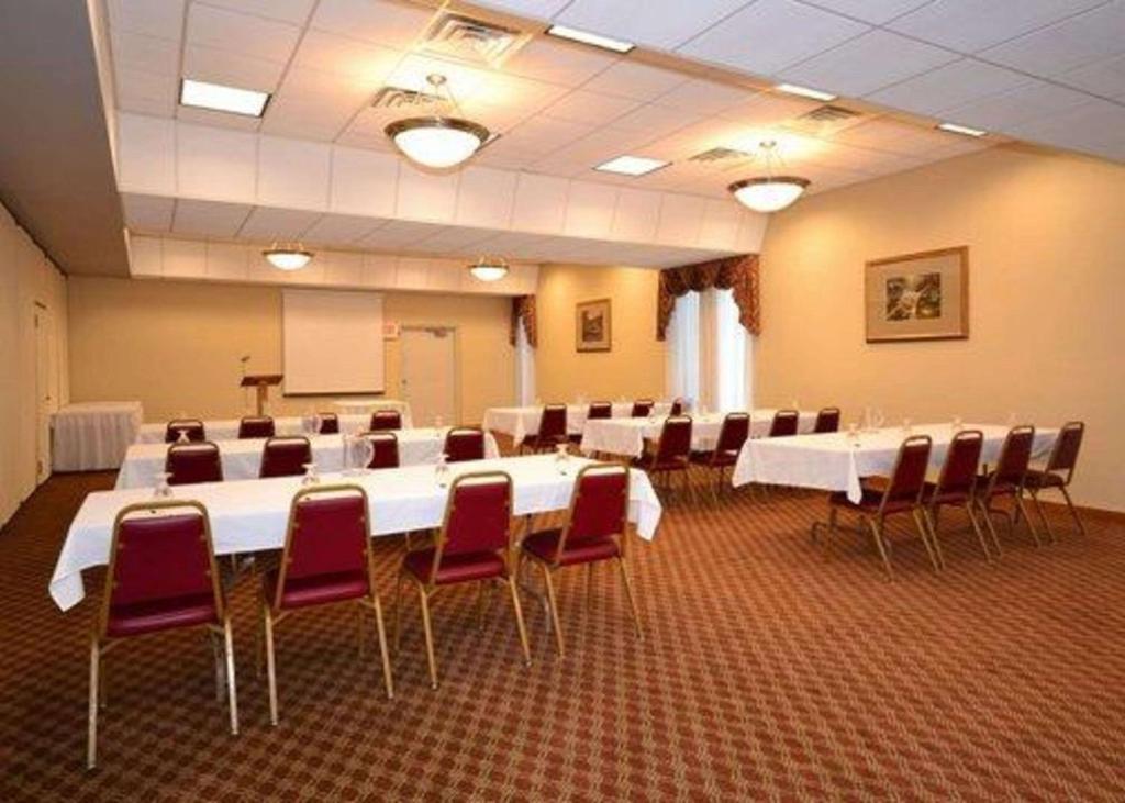 Quality Inn & Conference Center Franklin photo 4