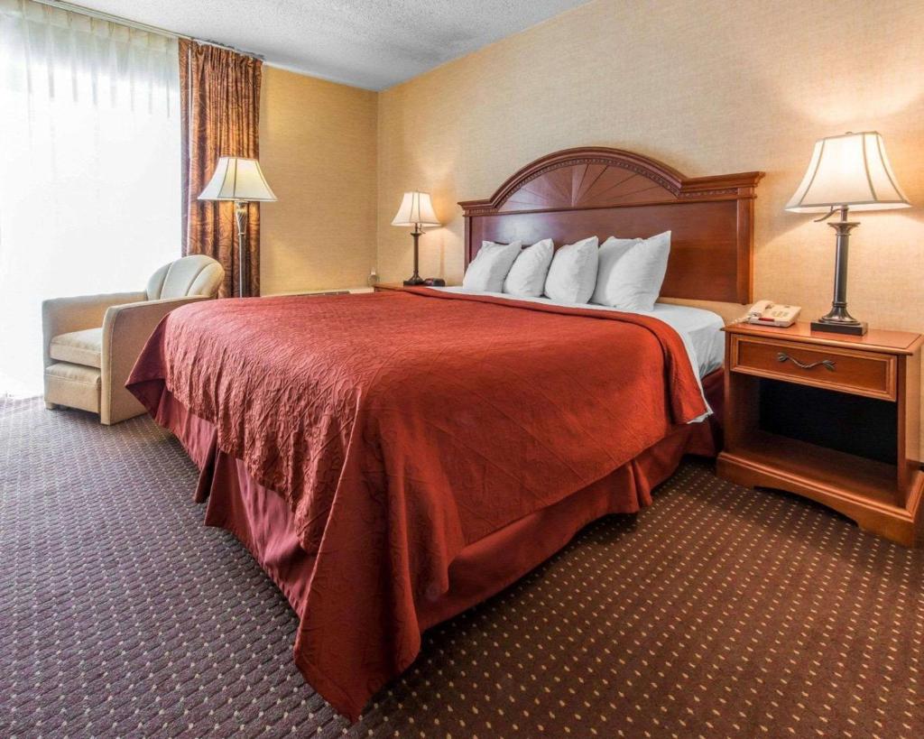 Quality Inn & Suites Conference Center Across from Casino photo 4