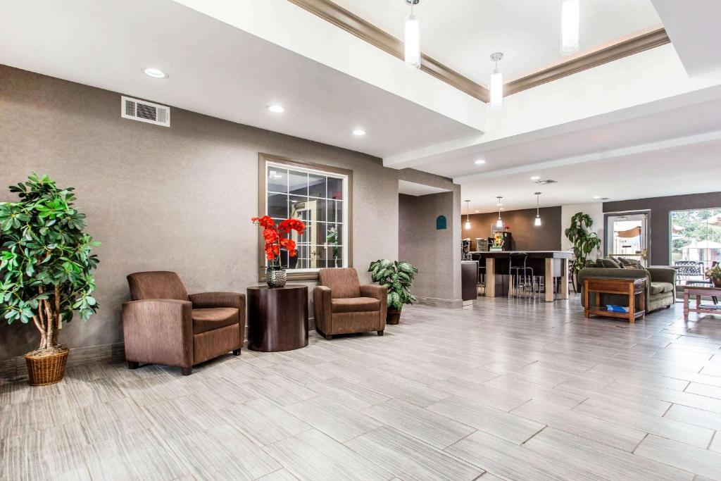 MainStay Suites Greenville Airport photo 4