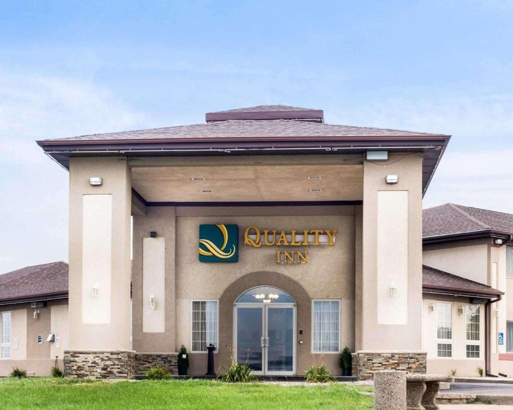 Quality Inn image