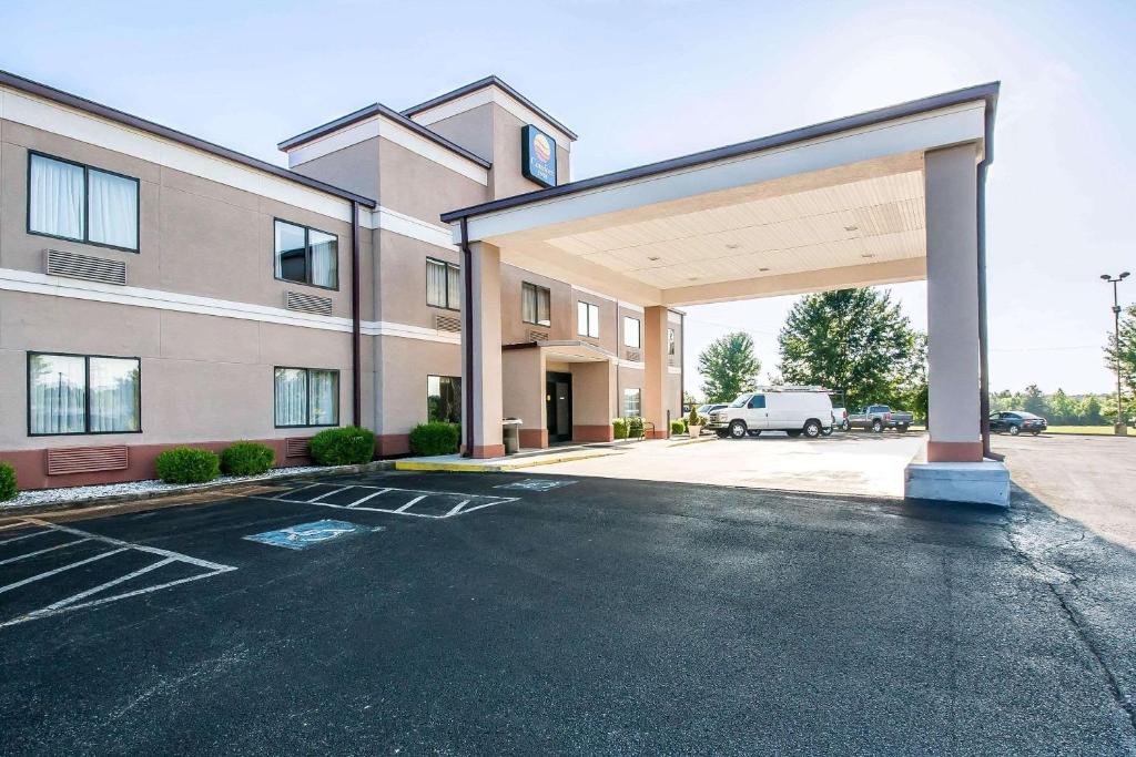 Comfort Inn Jackson I-40 photo 1
