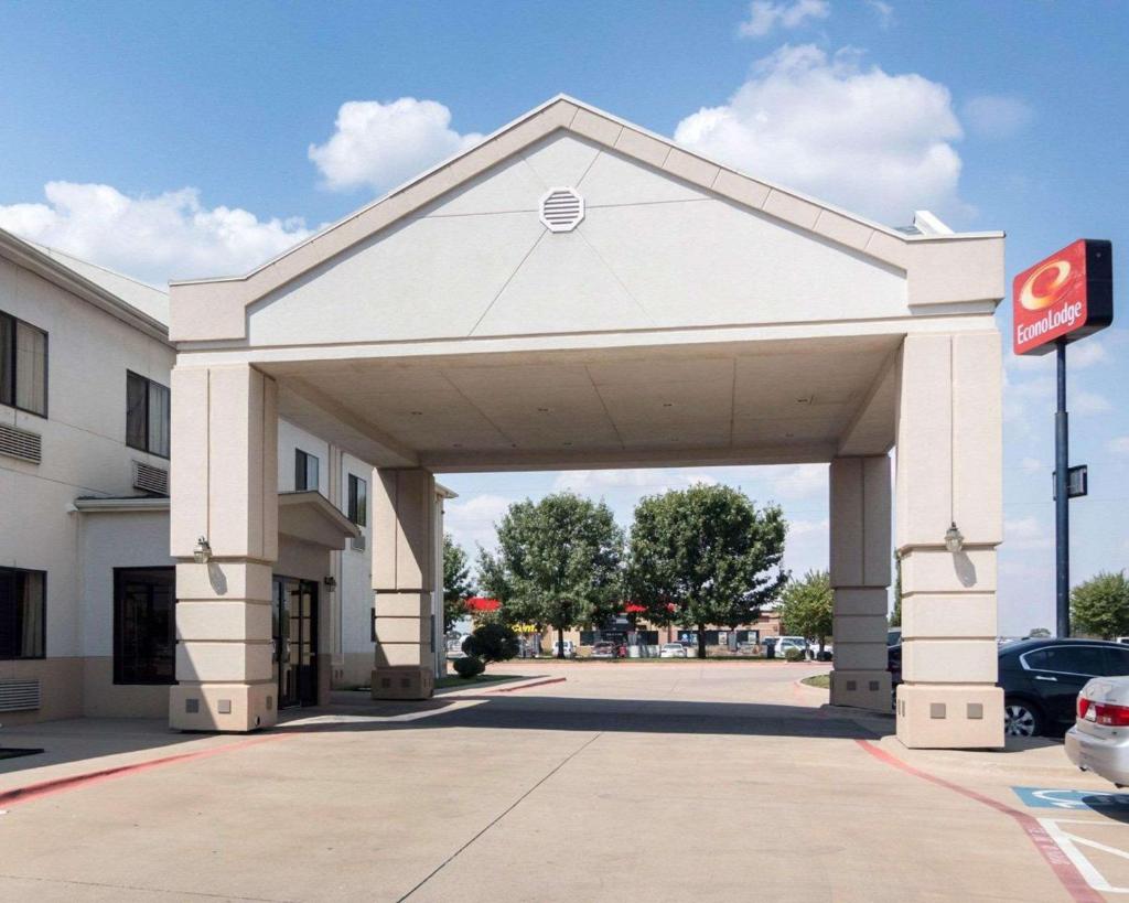 Econo Lodge Weatherford image
