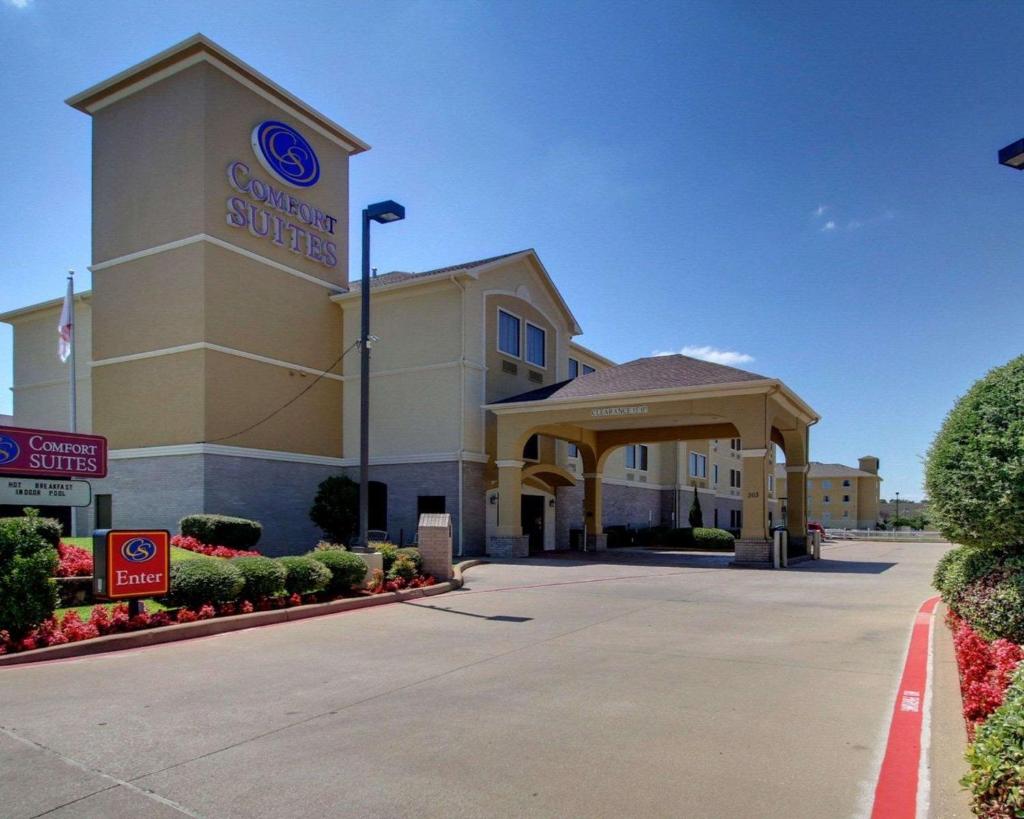 Comfort Suites Tyler South photo 1