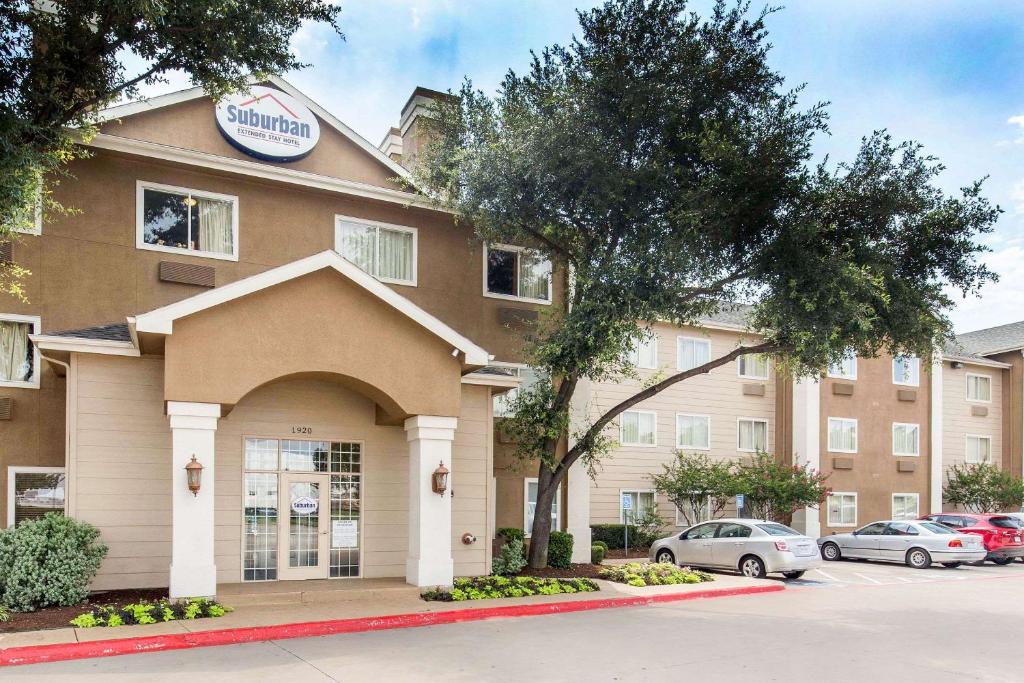 Suburban Studios Lewisville image