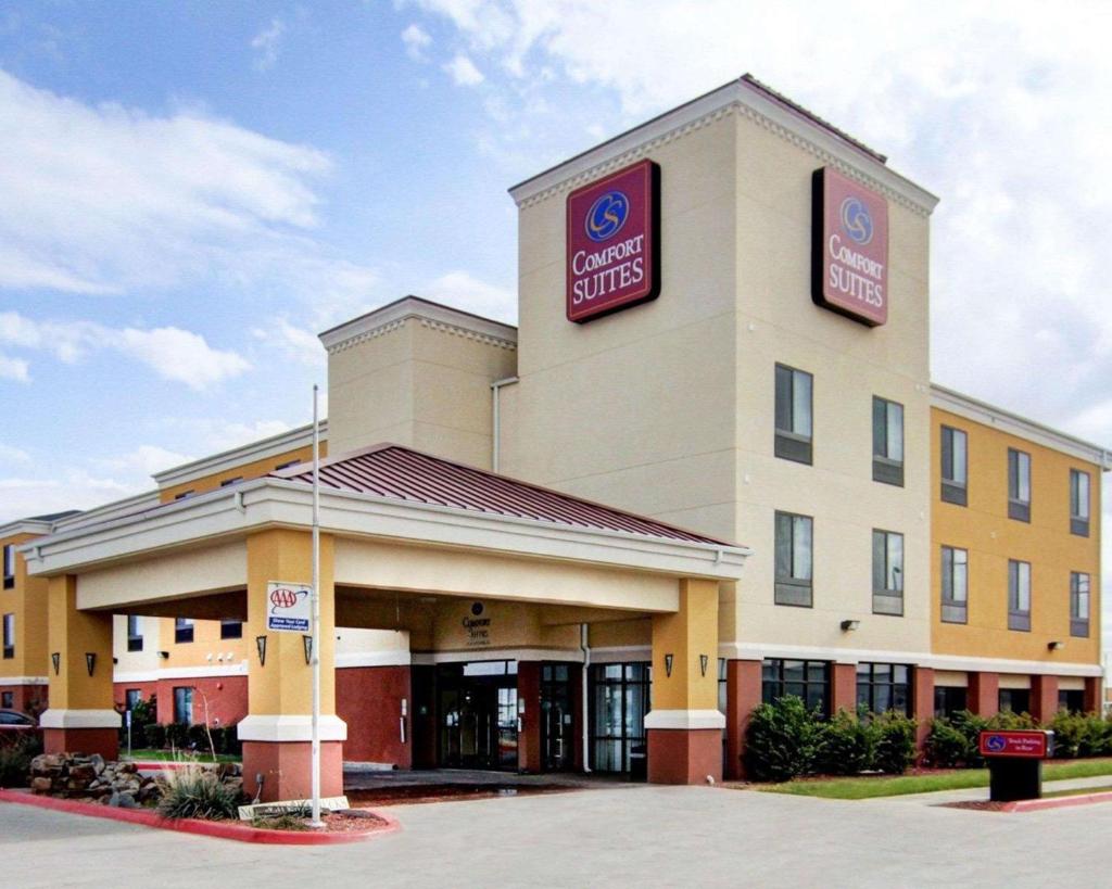 Comfort Suites Fort Stockton image