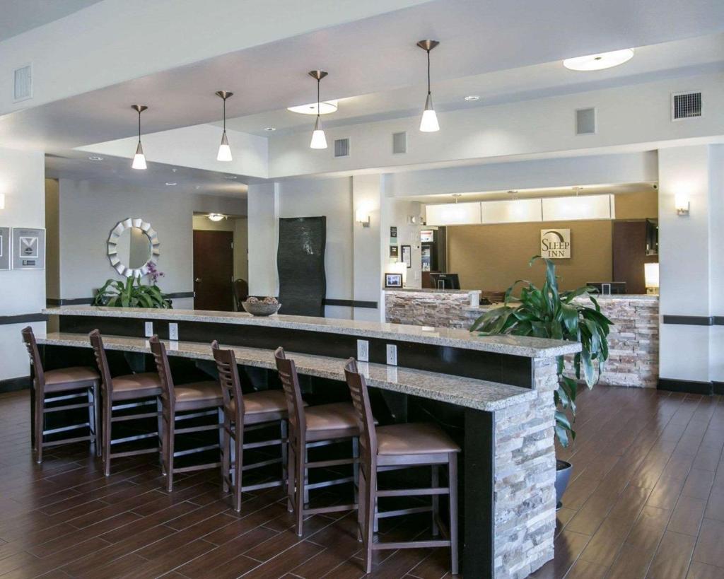 Sleep Inn and Suites Round Rock - Austin North photo 3