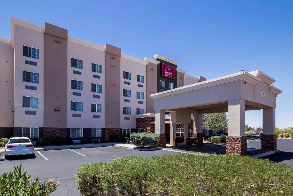 Comfort Suites El Paso Airport image