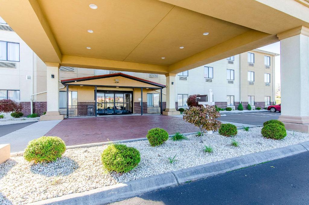 Comfort Suites Wytheville photo 2