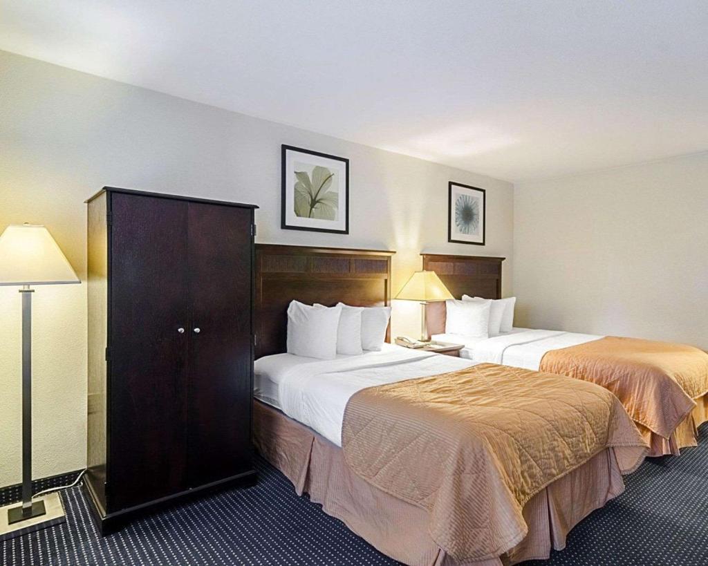 Rodeway Inn & Suites Williamsburg Central photo 3