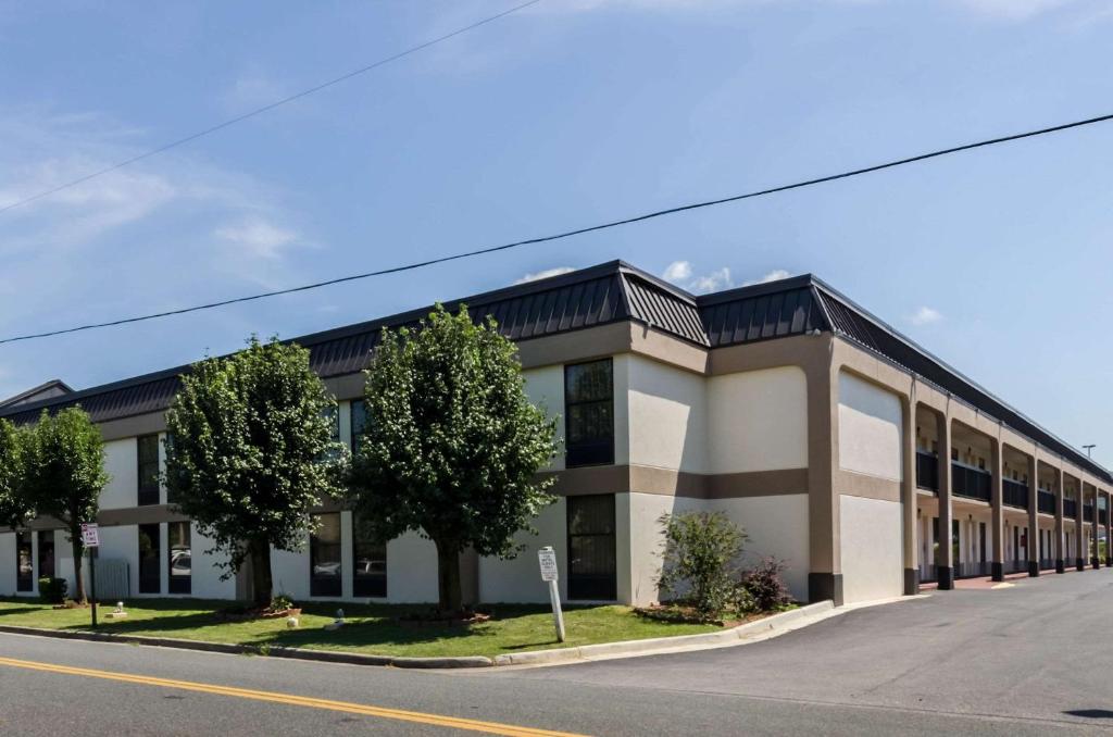 Quality Inn Lynchburg near University photo 1