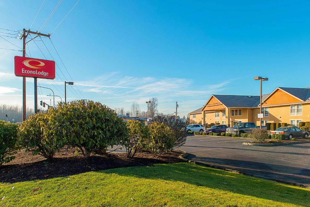 Econo Lodge Buckley image