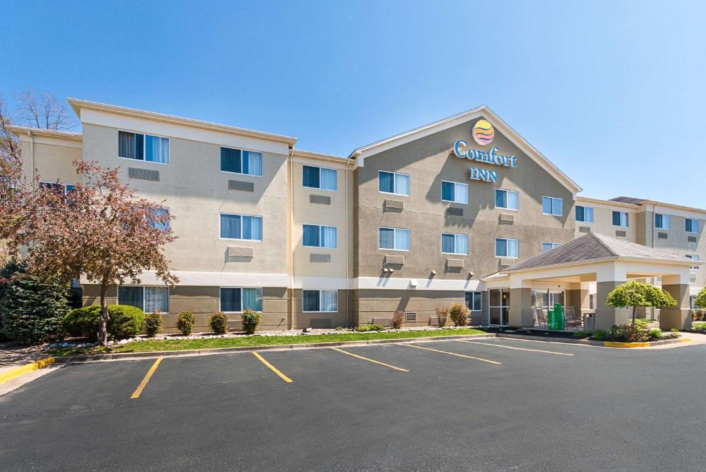 Comfort Inn Barboursville near Huntington Mall area image