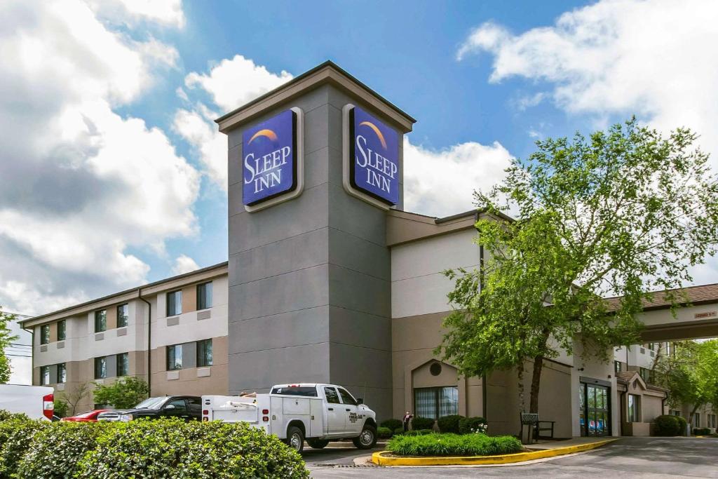 Sleep Inn Lexington image
