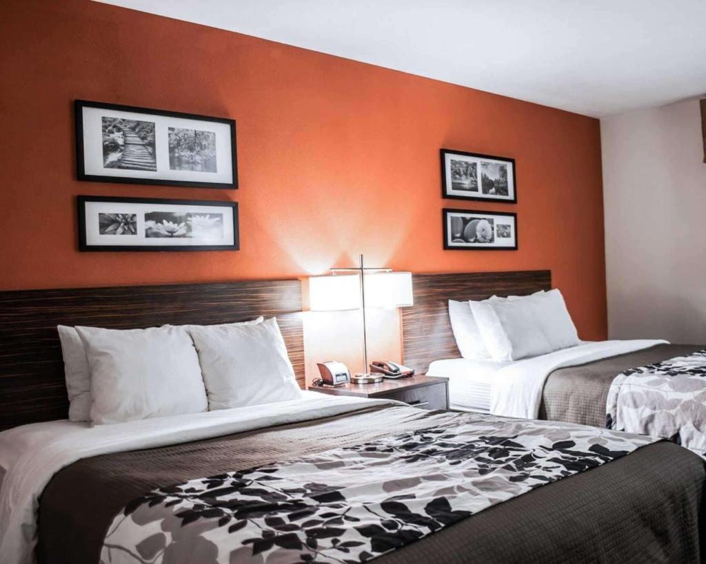 Sleep Inn & Suites Fort Campbell image