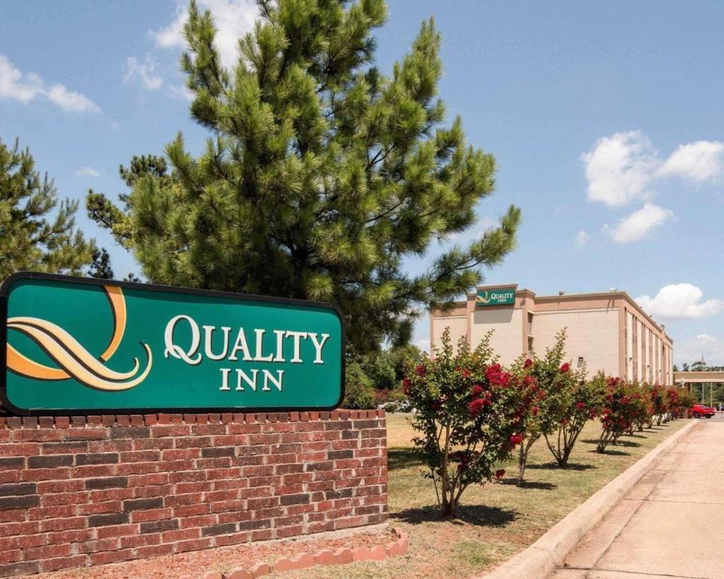 Quality Inn Shreveport image