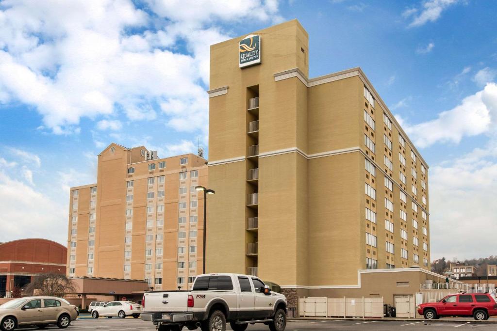 Quality Inn & Suites image