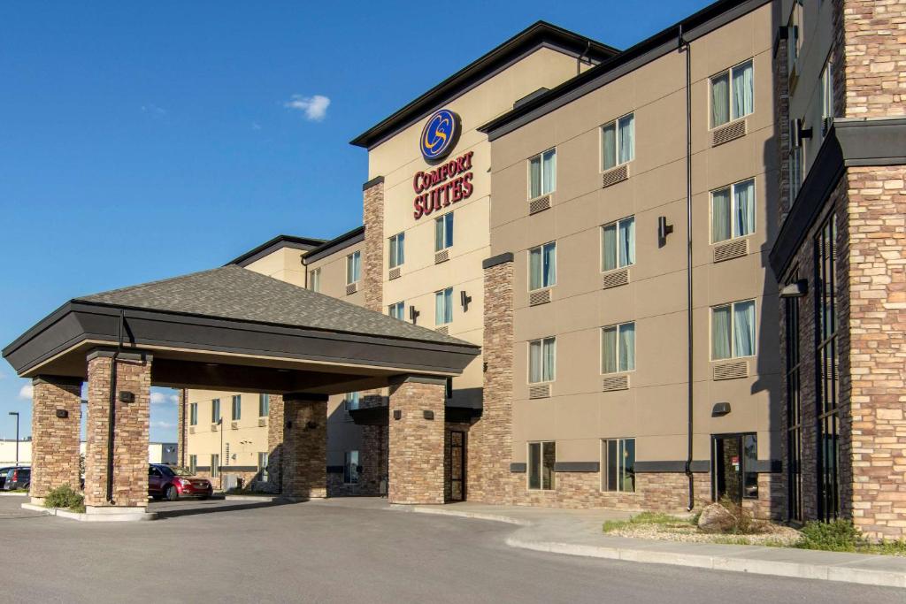Comfort Suites Saskatoon photo 1