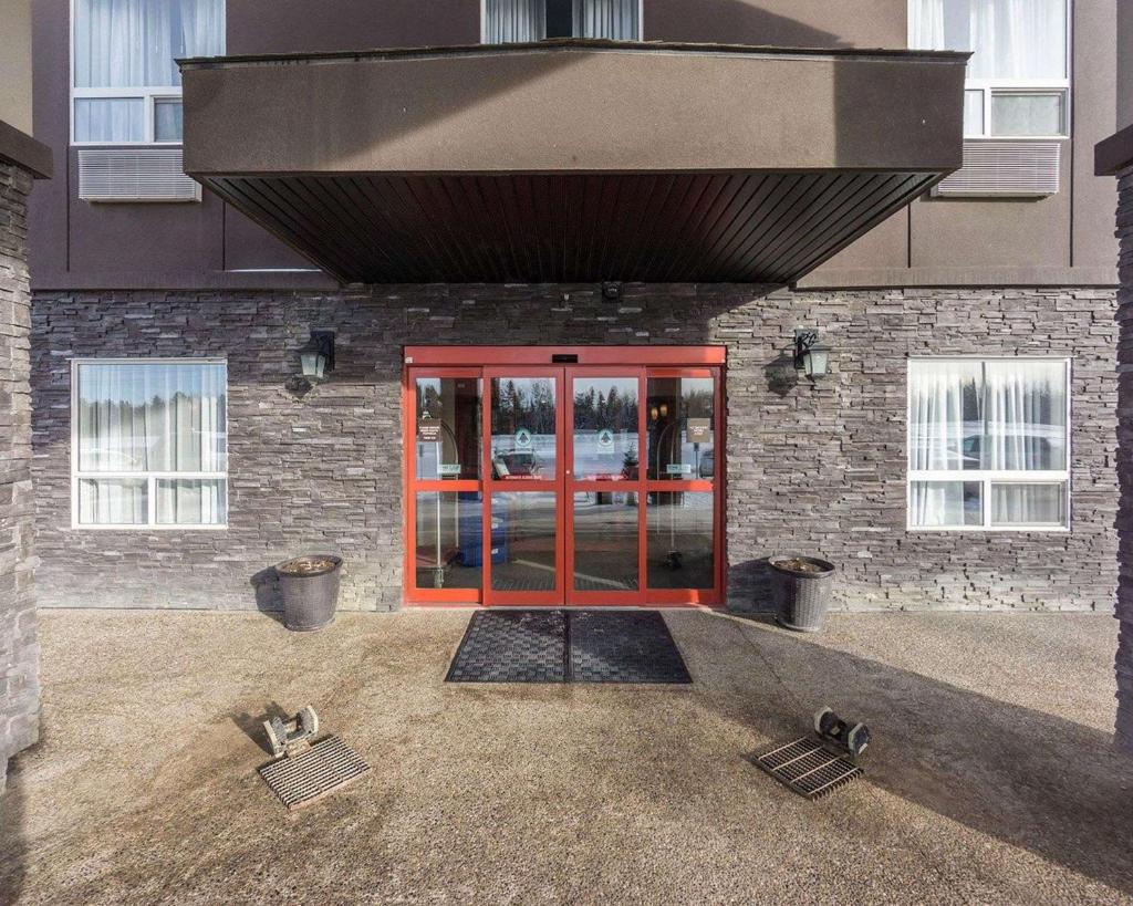 Comfort Inn & Suites photo 1