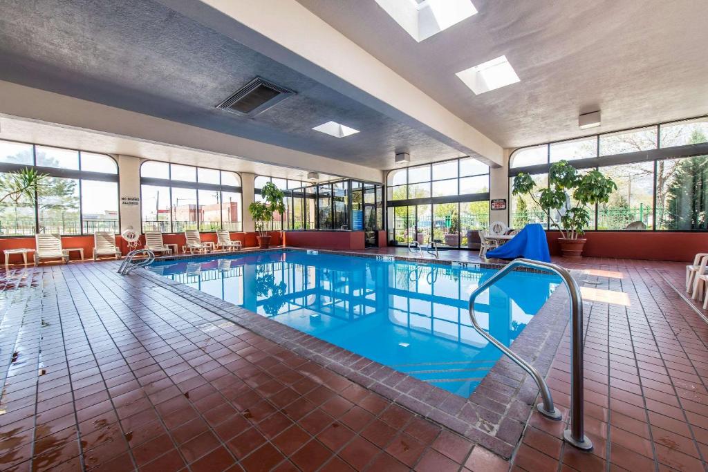 Quality Inn South Colorado Springs photo 1