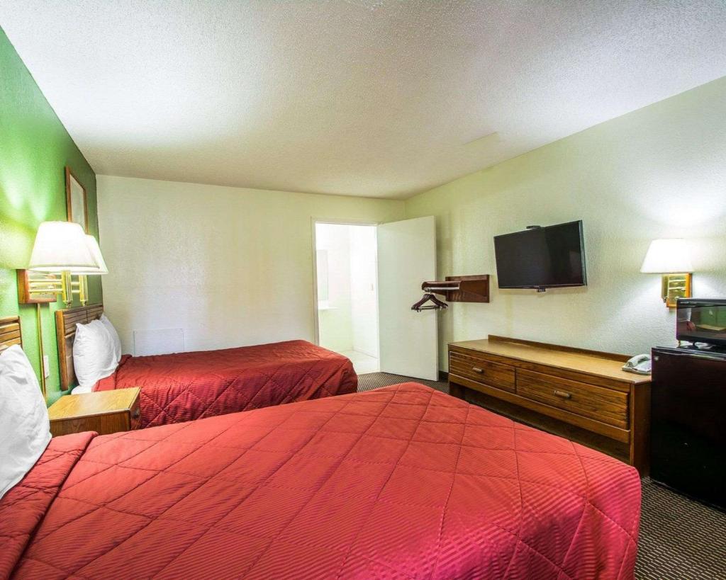 Rodeway Inn Fort Pierce I-95 photo 1
