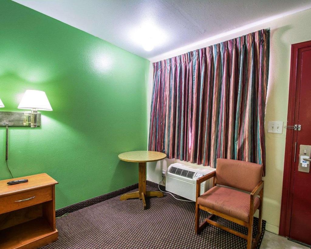 Rodeway Inn Fort Pierce I-95 photo 2