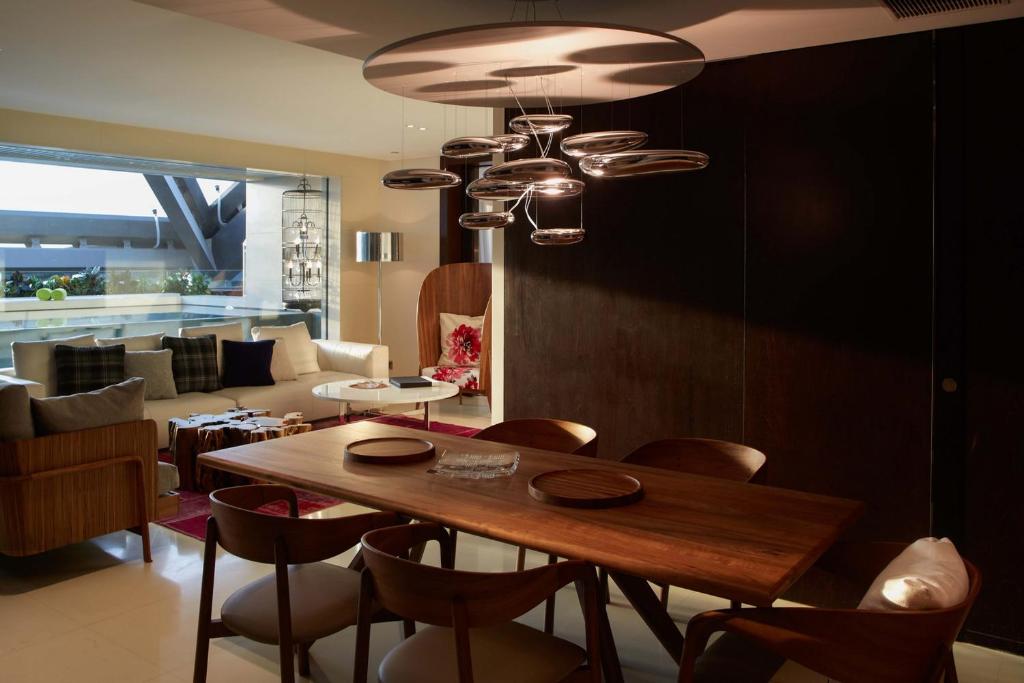 Сьюит (Люкс The Scandinavian), Hotel Éclat Beijing