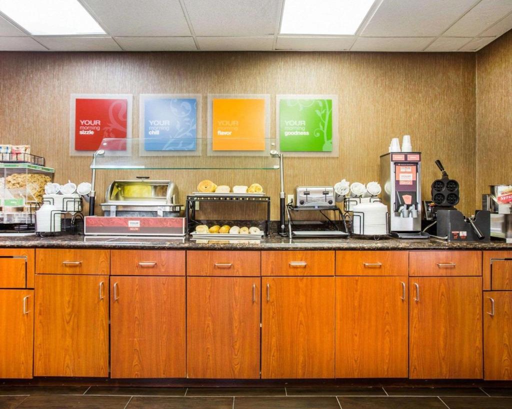 Comfort Inn & Suites at Stone Mountain photo 4