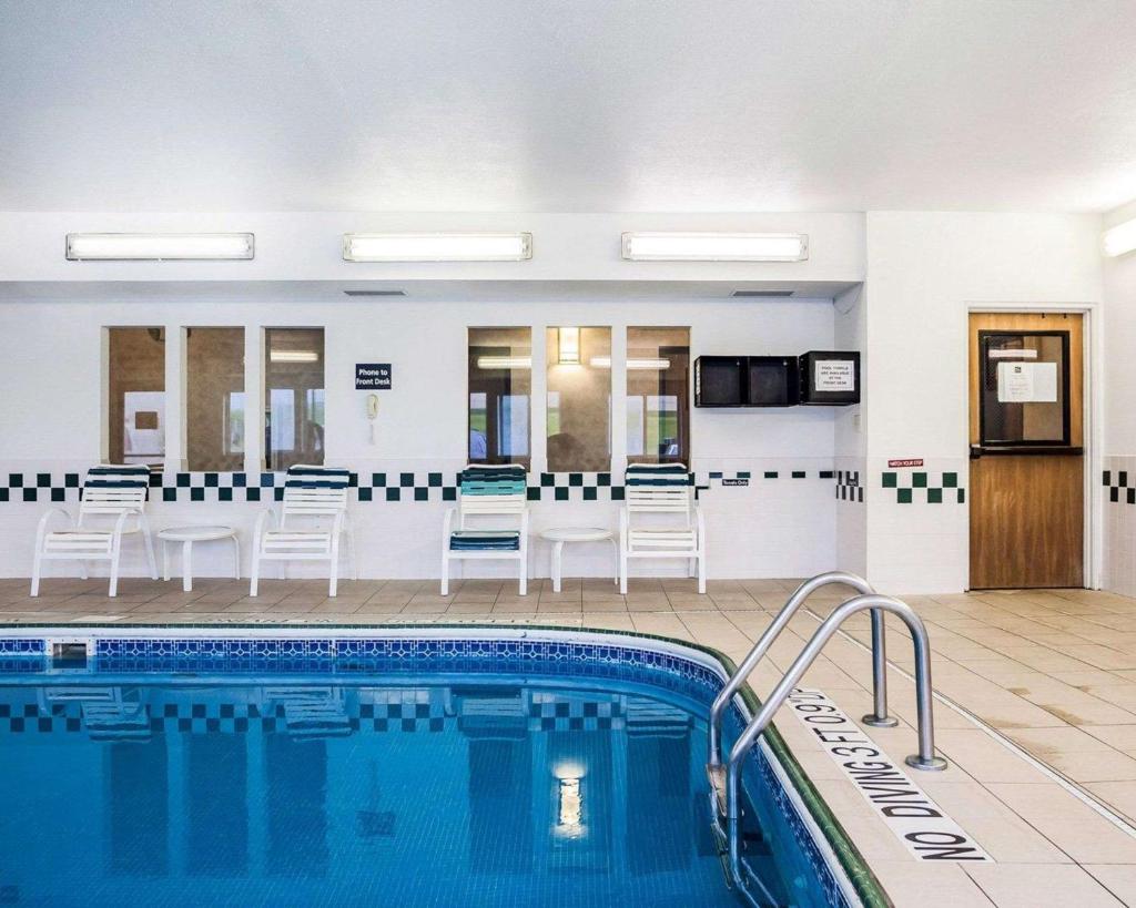 Quality Inn & Suites Des Moines Airport photo 1
