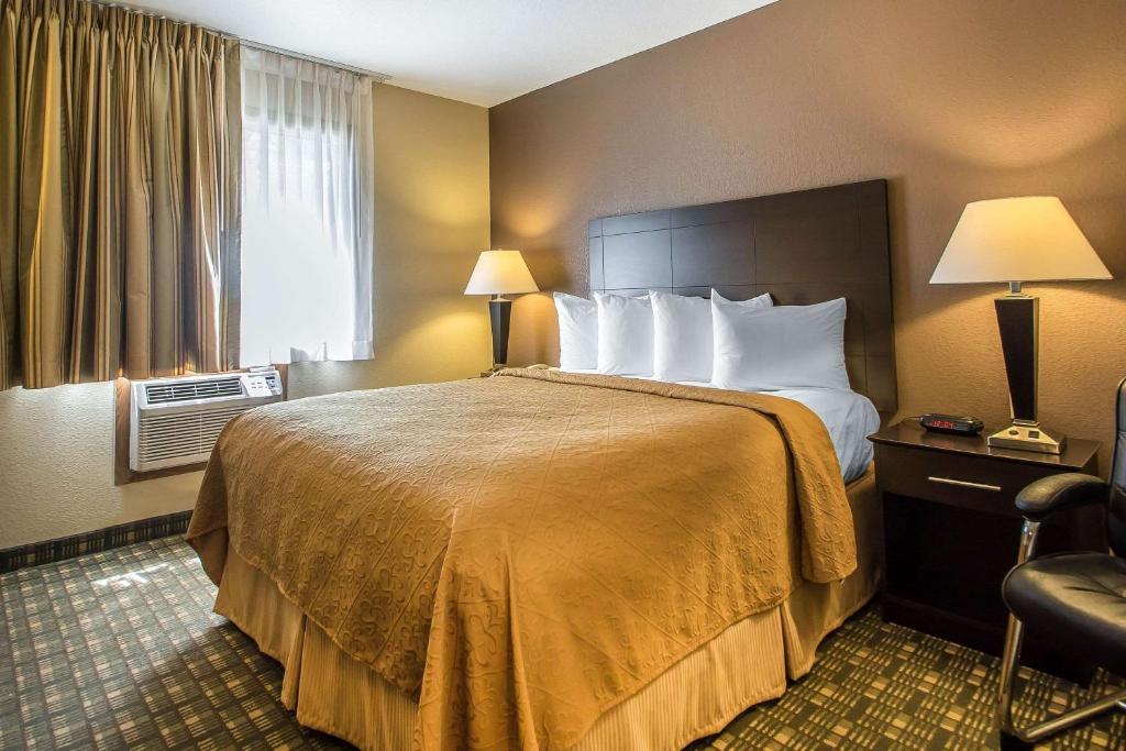 Quality Inn & Suites Decorah photo 2