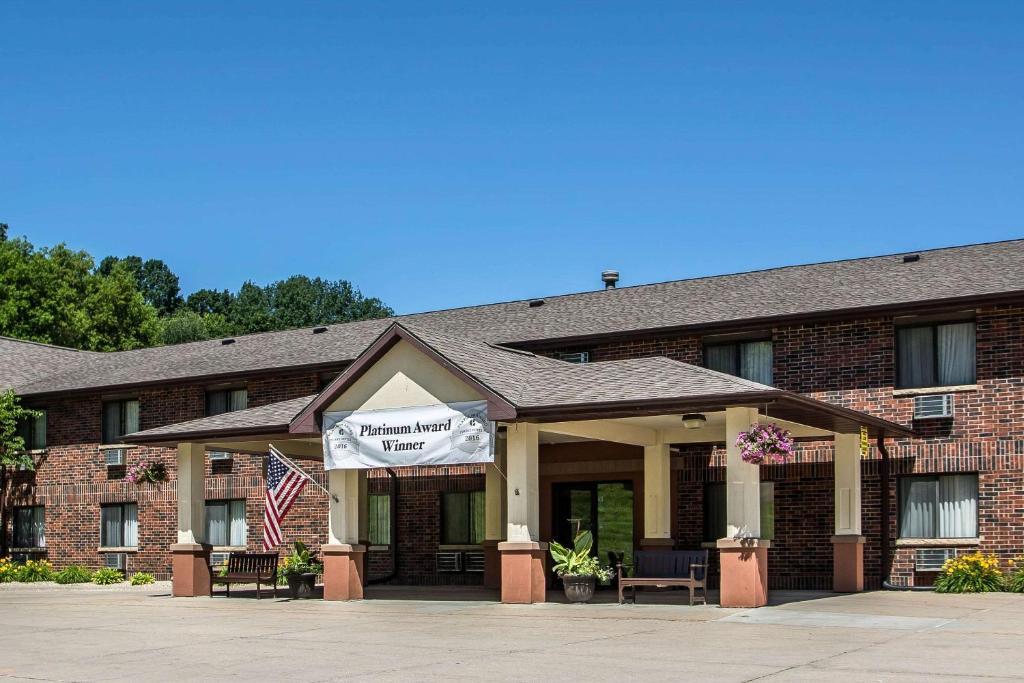 Quality Inn & Suites Decorah photo 3