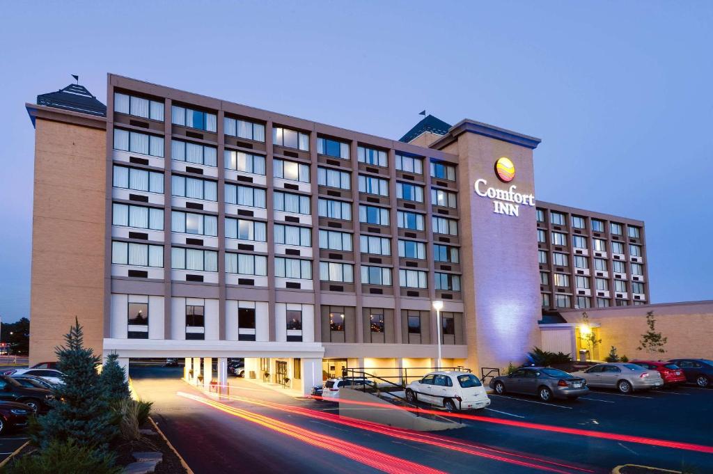 Comfort Inn & Suites Event Center image