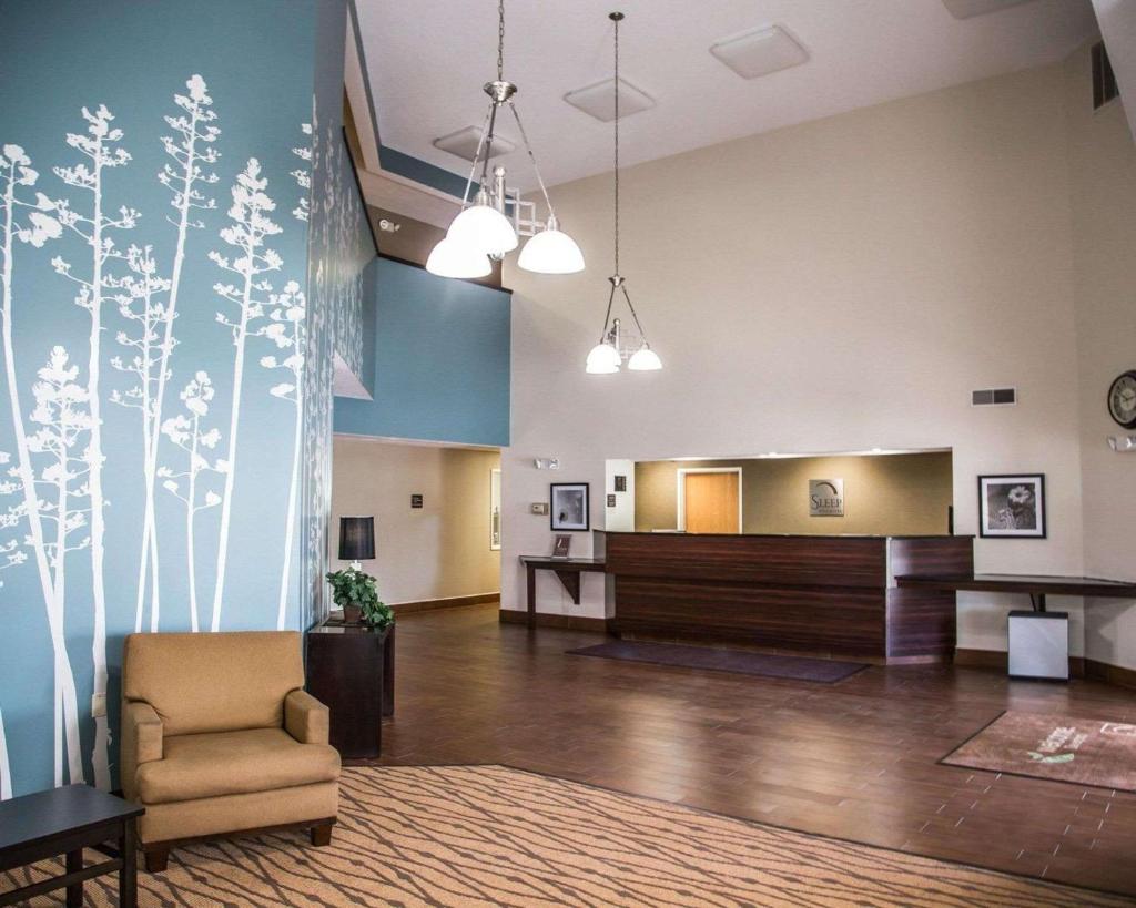 Sleep Inn and Suites Davenport photo 4
