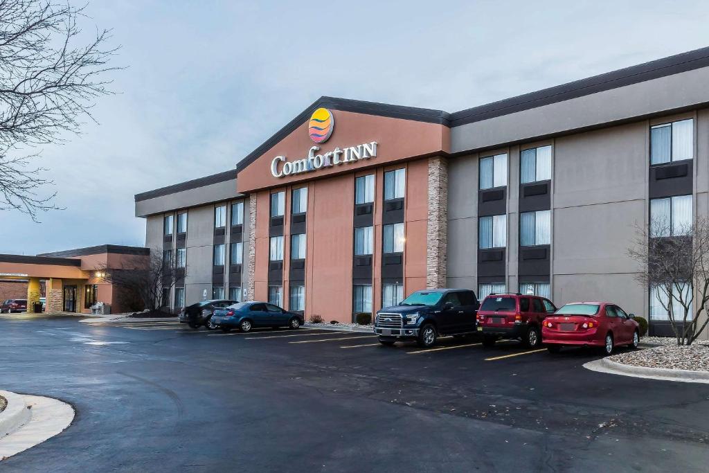 Comfort Inn Alton near I-255 image