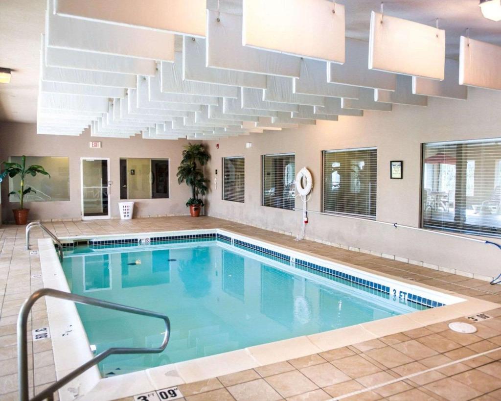 Sleep Inn O'Fallon near I-64 image
