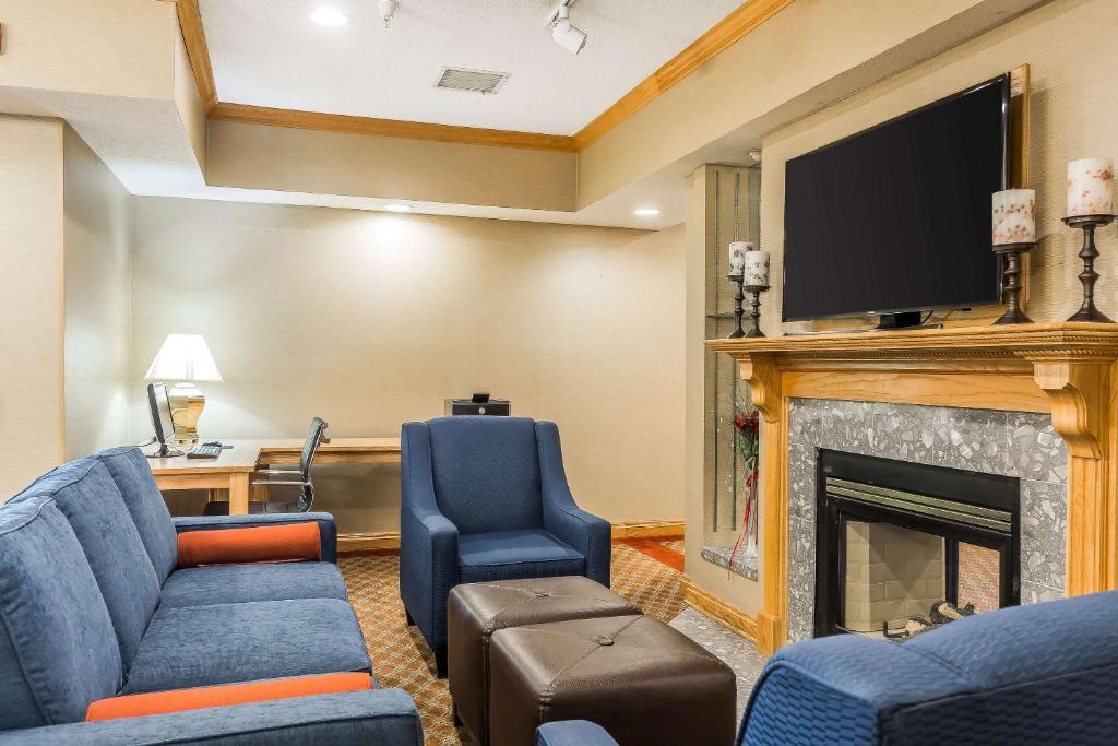 Comfort Inn & Suites Mishawaka-South Bend photo 4
