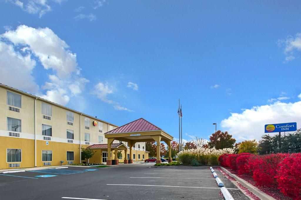 Comfort Inn image